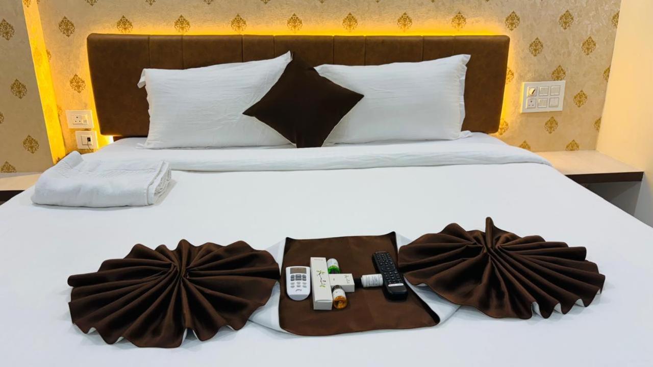 Hotel Mithra Grand Hyderabad Exterior photo